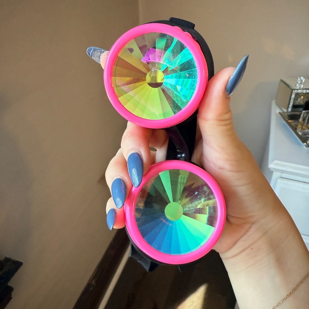 iHeartRaves Pink Kaleidoscope Goggles